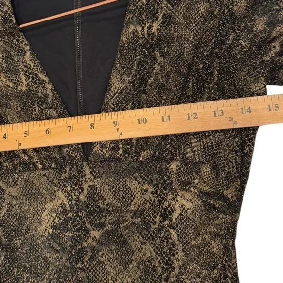 ALICE &amp; OLIVIA Diaz Ruched Snake Print Dress Black and Gold Metallic Size 6 VGUC