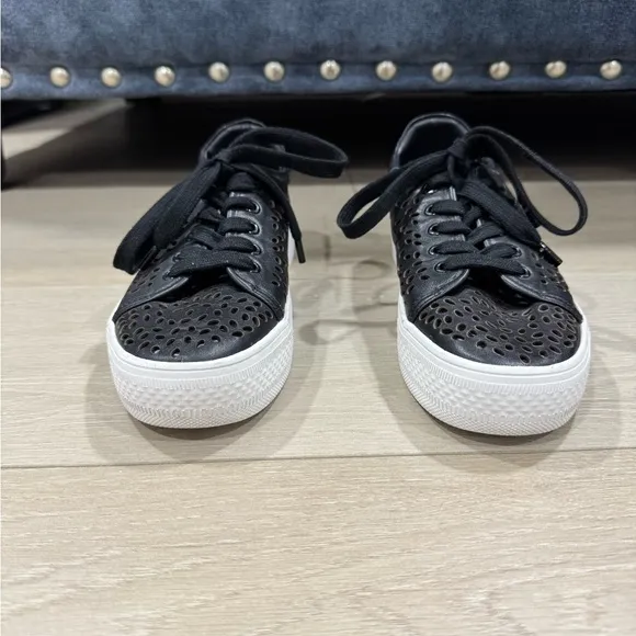 Alice   Olivia Platform Leather Sneakers