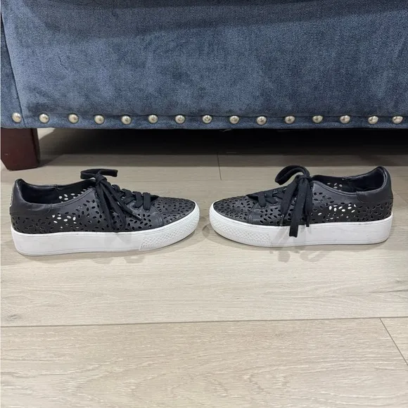 Alice   Olivia Platform Leather Sneakers