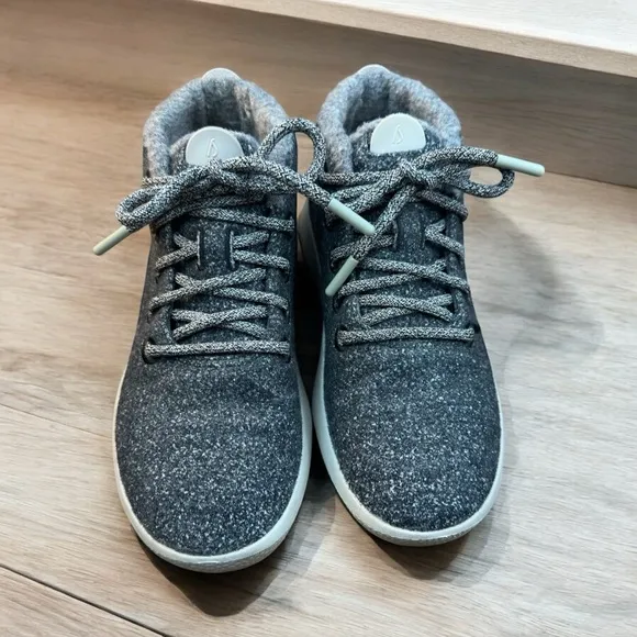 ALLBIRDS CLASSICS: Natural Grey (Light Grey Sole) Wool Runner Up Mizzle
