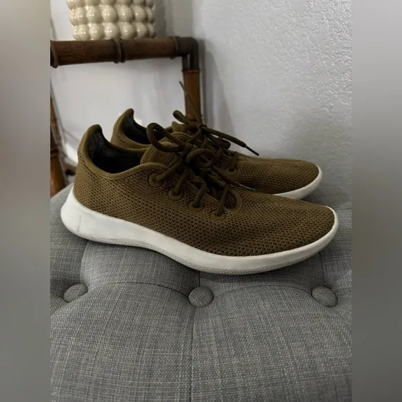 Allbirds tree runner size 10