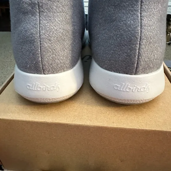 Allbirds women’s Wool Runner-Up Mizzle Light Gray high top shoes NIB