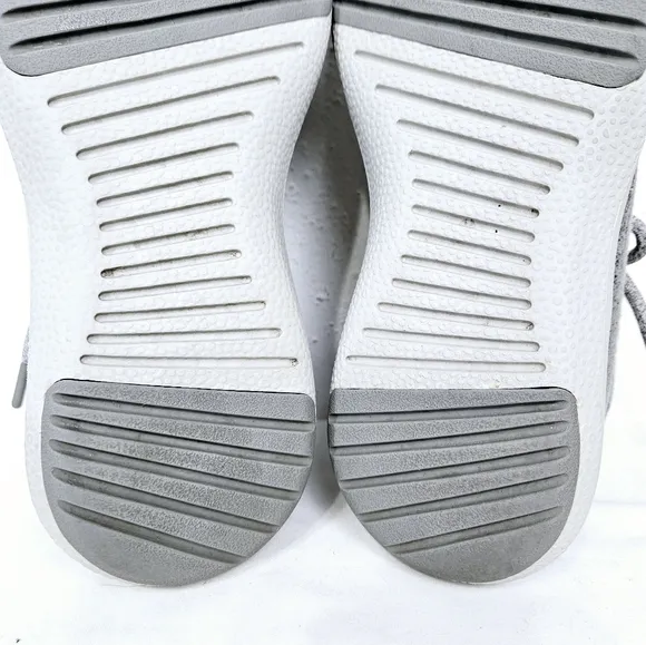 Allbirds Wool Runner-Up Mizzles High Top Sneaker in Gray Size 8
