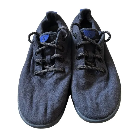 Allbirds X Outdoor Voices Wool Runners in Navy