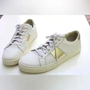 AlphaKilo sneakers