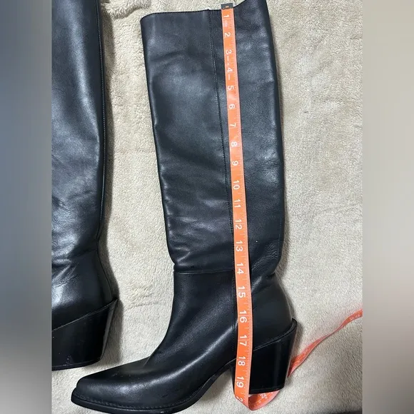 &amp; Other Stories Elegant Black Leather Knee-High Boots