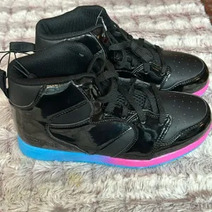And1 girl high top memory foam sneakers size 6