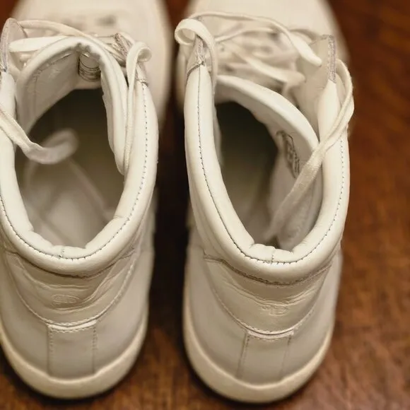 Annie Bing Hayden White Leather High Top Sneakers. US Size 9