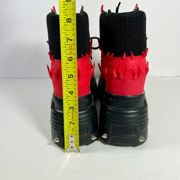 ANTHONY WANG Red Apple Women’s Dragon Platform Wedge Size 10