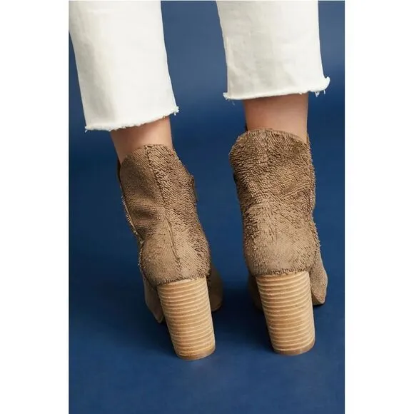 ANTHROPOLOGIE BOOTIES TAUPE SUEDE ANKLE BOOT NEW NIB 7 SEYCHELLES SHOES TEXTURED