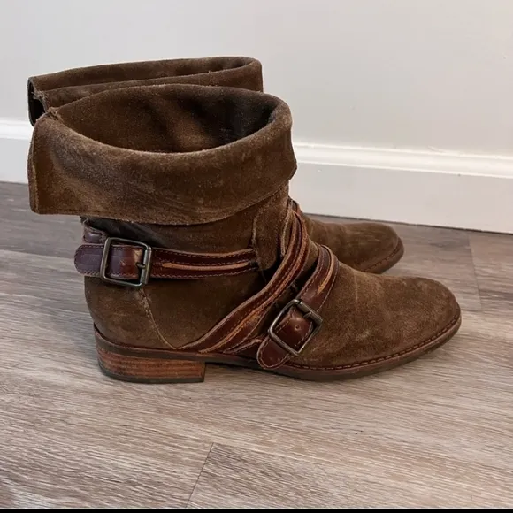 Anthropologie Matisse Prospector Leather Suede Boots size 7 Buckle Detail slouch