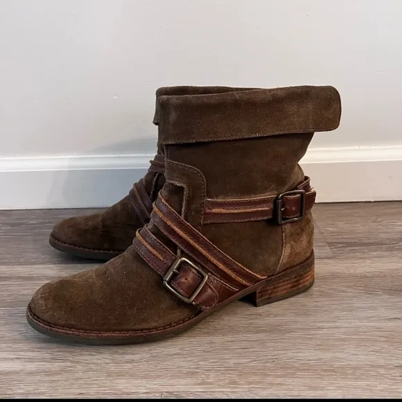 Anthropologie Matisse Prospector Leather Suede Boots size 7 Buckle Detail slouch