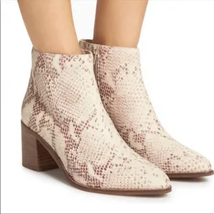 Anthropologie Seychelles Occasion Ankle Boots Size 6.5 NWOT