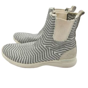 APL Techloom Chelsea High-Top Sneakers