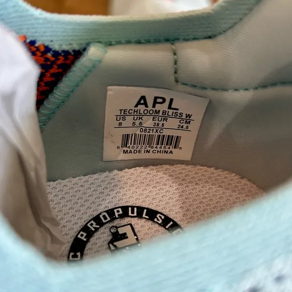 APL Women’s TechLoom Bliss Shoes Blue Orange Size 8 Brand New