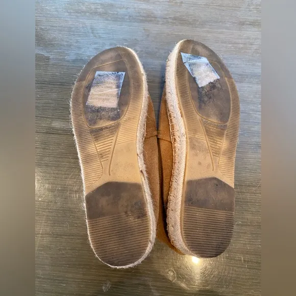 Aqua eather slip on Sz 5
