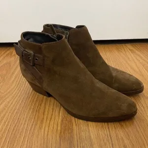 Aquatalia brown suede leather point toe side zip buckle ankle boots size US 7