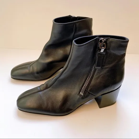 Aquatalia Cathryn Black Leather Block Heel Boots