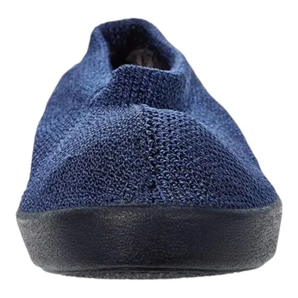 ARCOPEDICO Women’s Softs 09/1061 Navy Knit Slip-Ons in the Size 41 EU/9.5-10 US