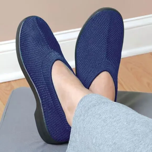 ARCOPEDICO Women’s Softs 09/1061 Navy Knit Slip-Ons in the Size 41 EU/9.5-10 US