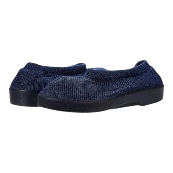 ARCOPEDICO Women’s Softs 09/1061 Navy Knit Slip-Ons in the Size 41 EU/9.5-10 US