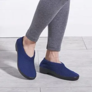 ARCOPEDICO Women’s Softs 09/1061 Navy Knit Slip-Ons in the Size 41 EU/9.5-10 US