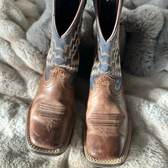 Ariat Brown and Blue Cowboy Boots