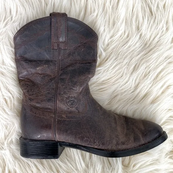 Ariat Brown Leather Stitching Design Block Heel Western Boots Pull On Men’s sz 7