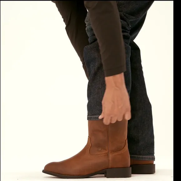 Ariat Brown Leather Stitching Design Block Heel Western Boots Pull On Men’s sz 7