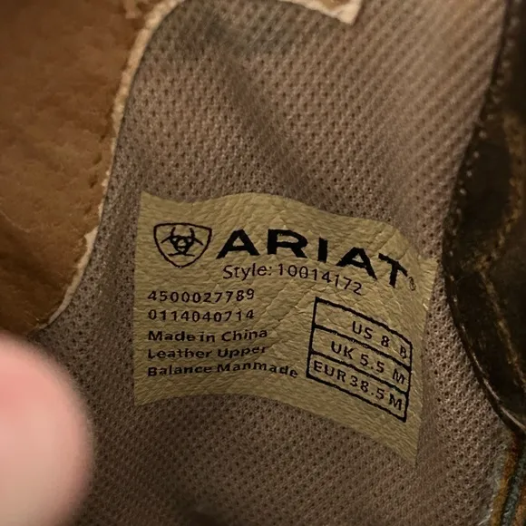 Ariat Brown Round up square toe cowboy boots
