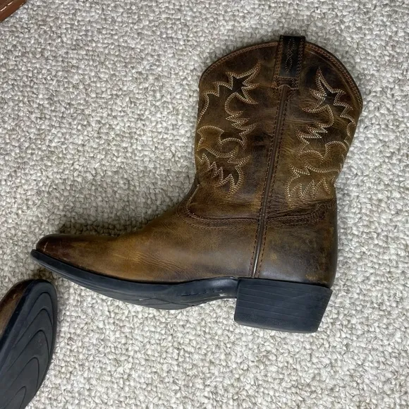Ariat Heritage Western leather boots