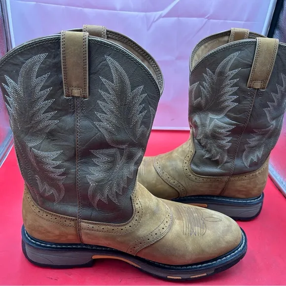 Ariat men 14 workhog cowboy boots