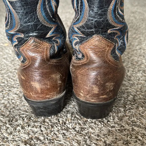 Ariat Men’s 8.5 Sport Square Toe Cowboy Boot Western Leather