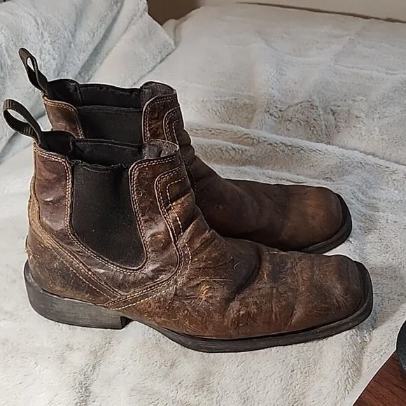 ARIAT  Mens Boots 11.5 D Midtown Rambler Square Toe Chelsea Leather Western