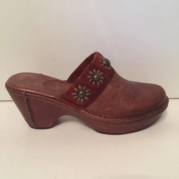 ARIAT SHOES CLOGS NEW MULES BROWN LEATHER WESTERN EMBELLISHED Size 10 UNWORN