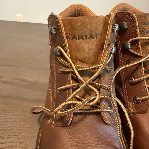 Ariat  Women's Composite Work Boots Size 7,5 B