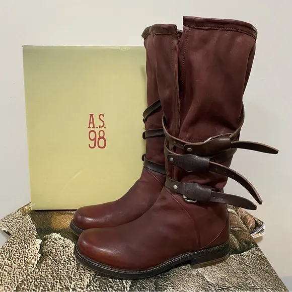 AS98 Sequoia Bradley Boots Size 39