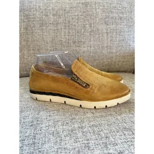 A.S.98 Sneakers Women’s US 8.5 Mustard Leather Distressed Casual Boho City