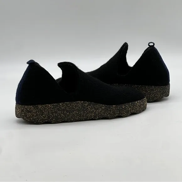 ASPORTUGUESAS City Wool Platform Sneakers. Size 9-9.5
