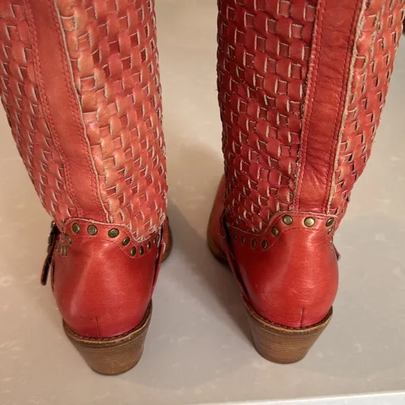 Awol Coral Woven Leather Rhistone Buckle Studded Cowboy Boots Size 8