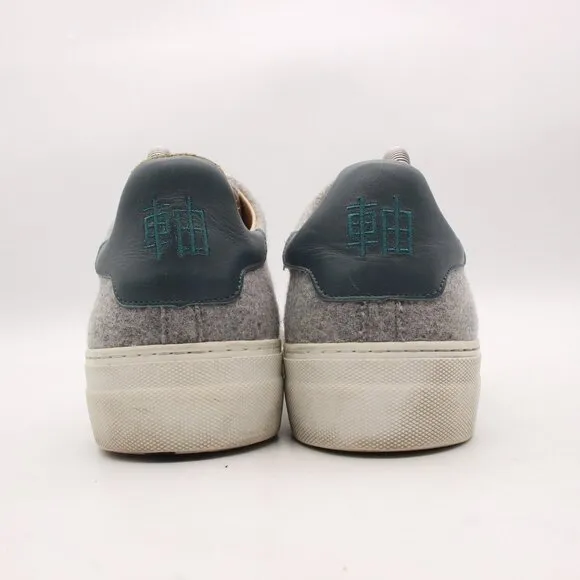Axel Arigato Gray Fuzzy Low Top Platform Men's Size 9 Sneakers