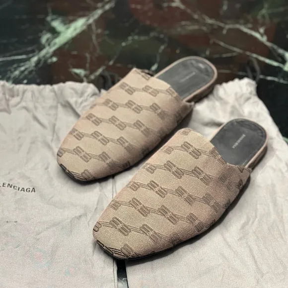 Balenciaga Brown Loafers Slip-On Shoes