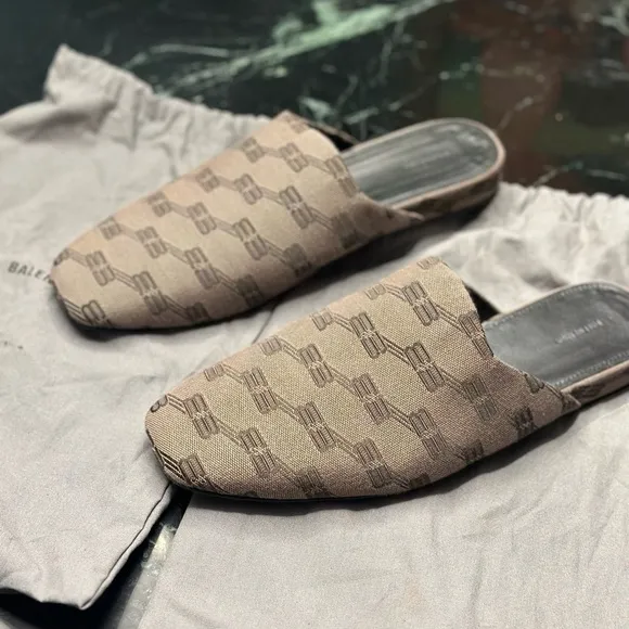 Balenciaga Brown Loafers Slip-On Shoes