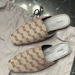 Balenciaga Brown Loafers Slip-On Shoes