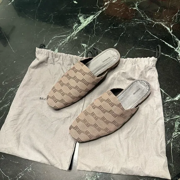 Balenciaga Brown Loafers Slip-On Shoes
