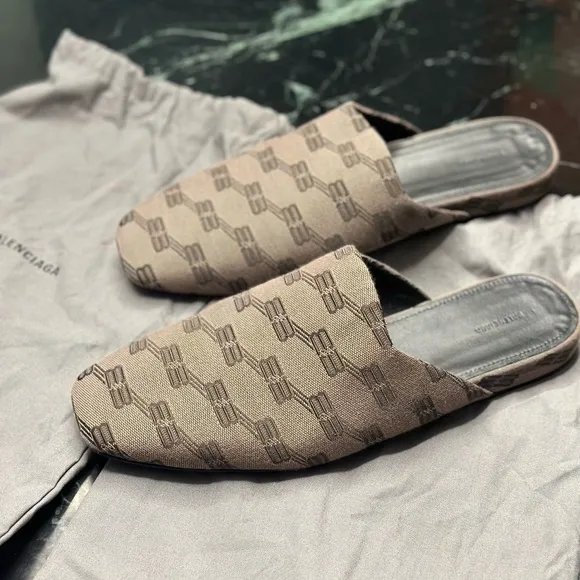Balenciaga Brown Loafers Slip-On Shoes