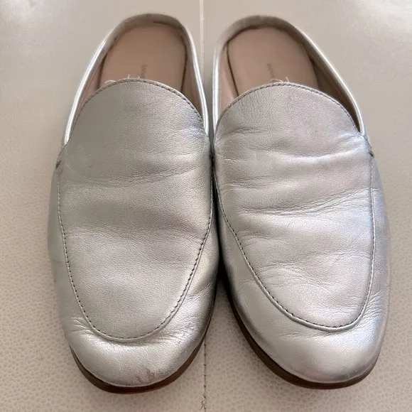 Banana Republic Slip On Women's Mules/Shoes Size 7