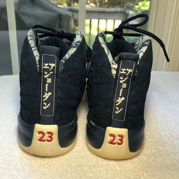 Barely worn!NIKE Air Jordan Navy Blue/ White High top Sneakers