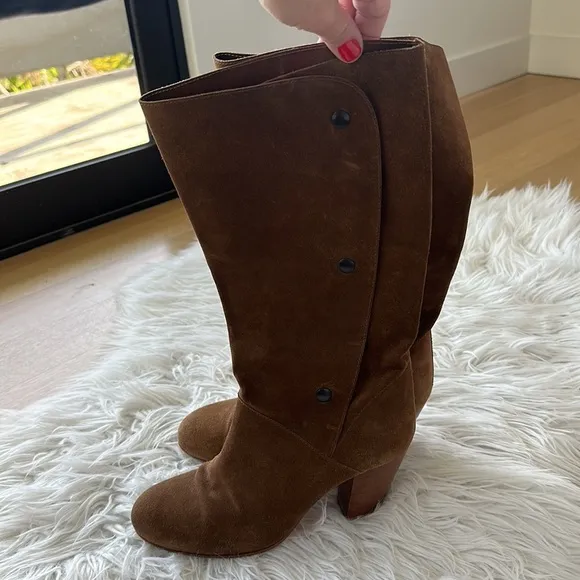 Barney’s New York CO-OP Brown Suede Round Toe Boots with Buttons Size 37 1/2