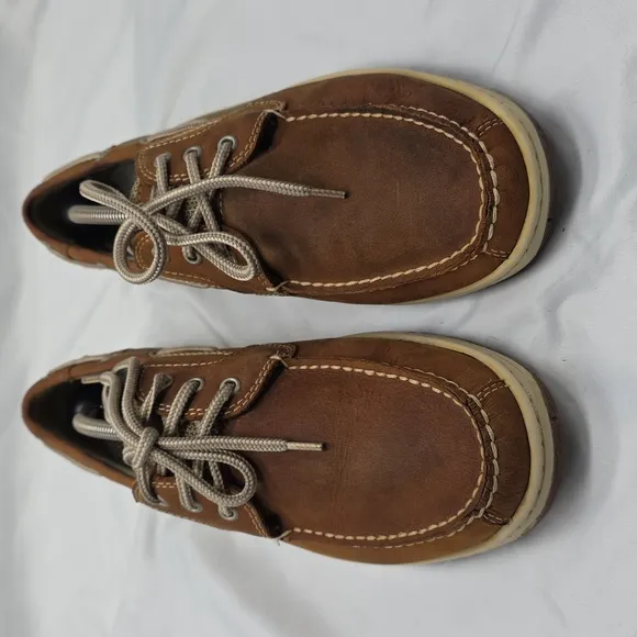 Bass &amp; co mens 11.5 Brown Loafer style anchor tan biege  lace ups nice Condition